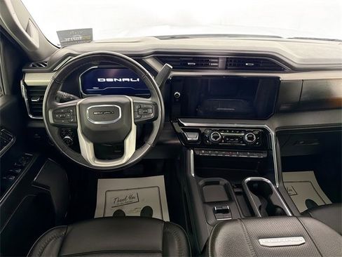 Used 2024 GMC Sierra 3500 Denali image 21