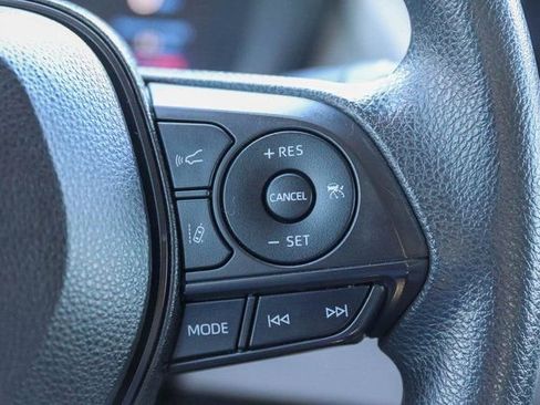 Used 2022 Toyota Corolla LE w/ LE Convenience Package image 25