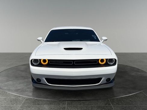 Used 2022 Dodge Challenger R/T RWD image 2