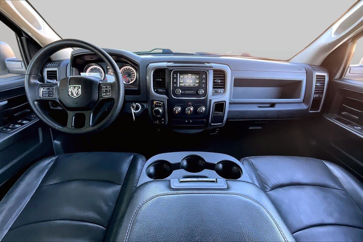 Used 2017 RAM 1500 Express w/ Express Value Package AWD/4WD image 16
