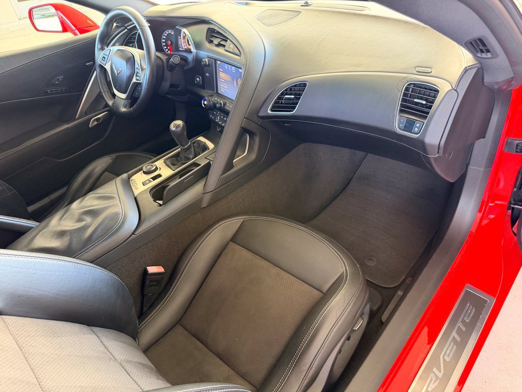Used 2014 Chevrolet Corvette Stingray Convertible w/ 2LT Preferred Equipment Group RWD image 30