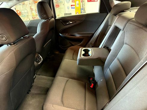 Used 2024 Chevrolet Malibu LT image 20
