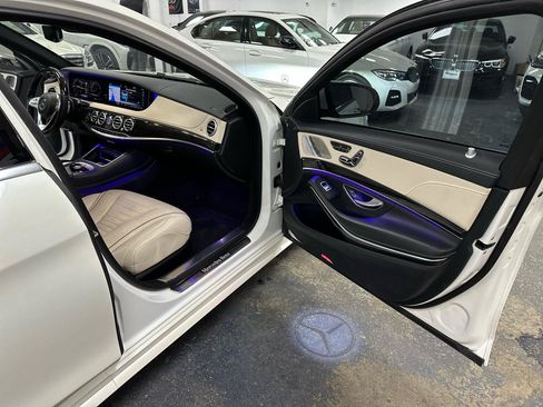 Used 2020 Mercedes-Benz S 560 4MATIC Sedan w/ AMG Line Exterior image 30
