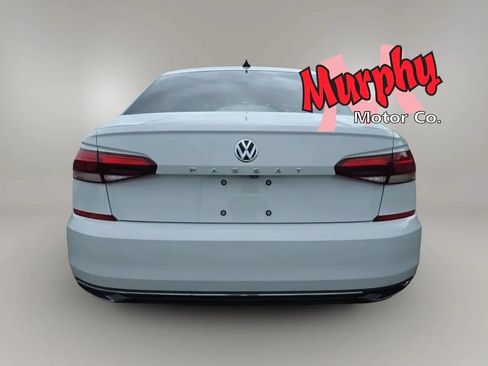 Used 2020 Volkswagen Passat 2.0T SE FWD image 8