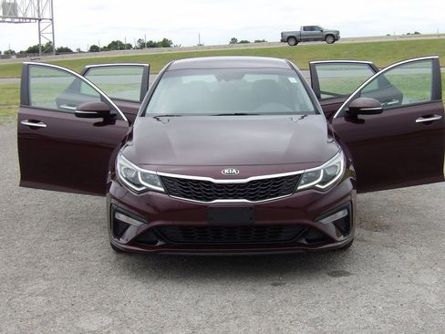 Used 2019 Kia Optima LX FWD image 25