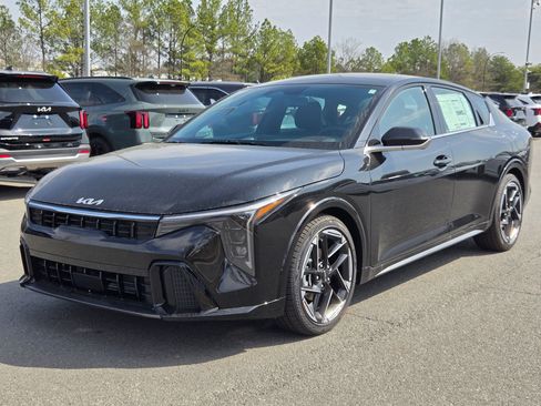 New 2026 Kia K4 GT-Line image 3