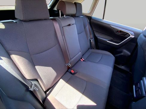 Used 2025 Toyota RAV4 LE AWD/4WD image 19