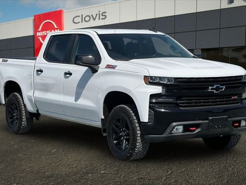 Used 2020 Chevrolet Silverado 1500 LT Trail Boss AWD/4WD image 10