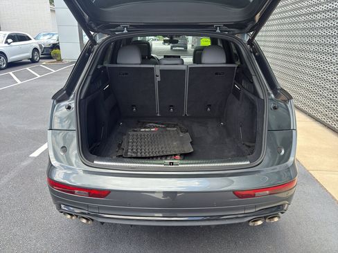 Used 2023 Audi SQ5 Premium Plus w/ Premium Plus Package AWD/4WD image 6