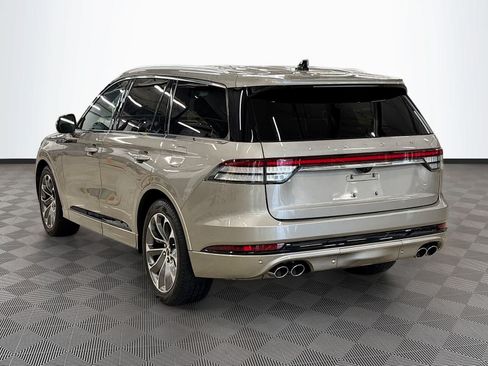 Used 2023 Lincoln Aviator Grand Touring w/ Equipment Group 301A AWD/4WD image 7