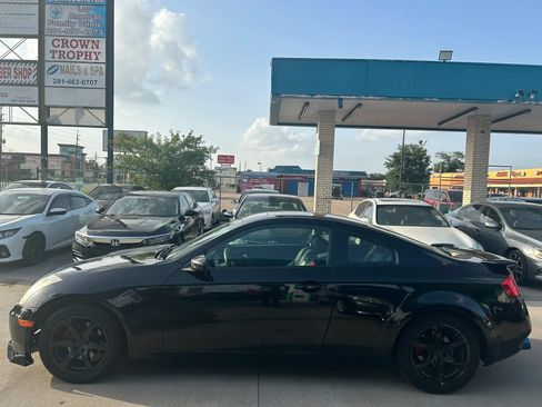 Used 2003 INFINITI G35 Coupe w/ Premium Pkg RWD image 2