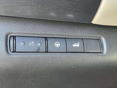 New 2026 Nissan Pathfinder SL image 21