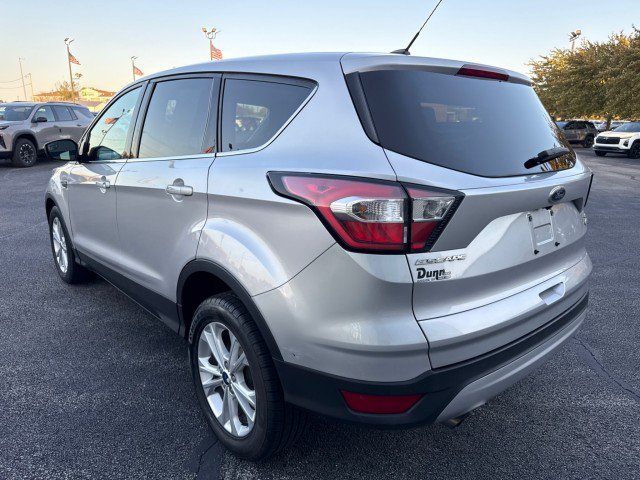 Used 2017 Ford Escape SE FWD image 5