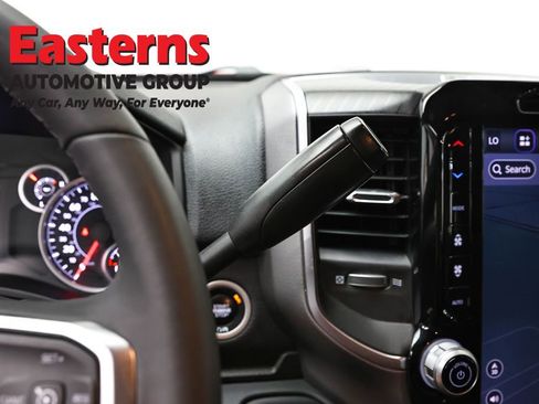 Used 2026 RAM 2500 Big Horn AWD/4WD image 12