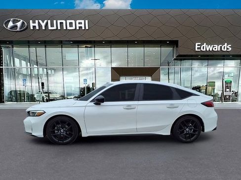 Used 2025 Honda Civic Sport image 3