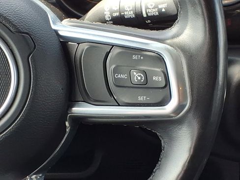 Used 2021 Jeep Wrangler Unlimited Sahara image 14