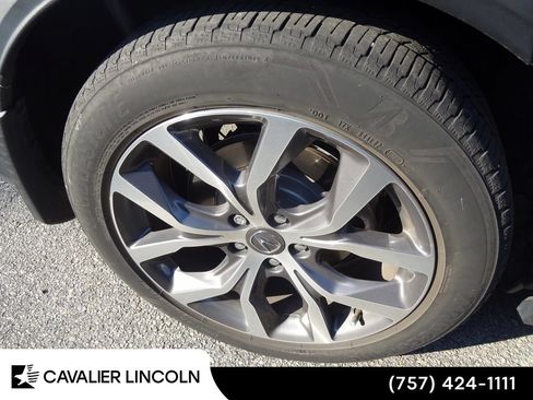 Used 2024 Acura MDX FWD w/ Technology Package image 9
