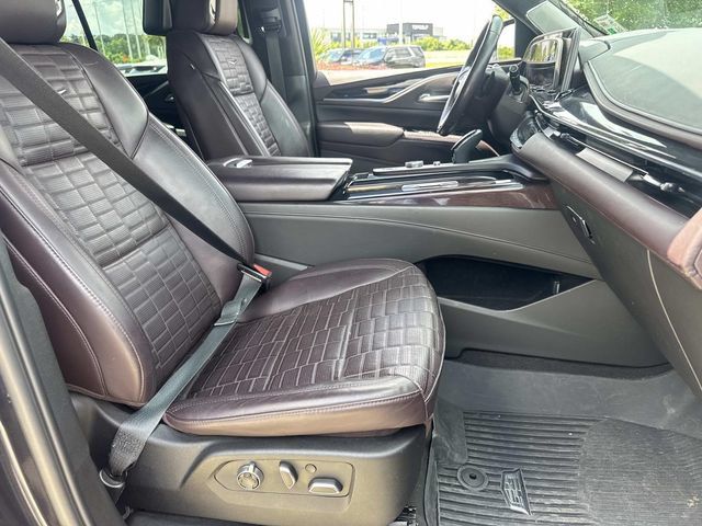 Used 2023 Cadillac Escalade ESV Sport Platinum AWD/4WD image 9