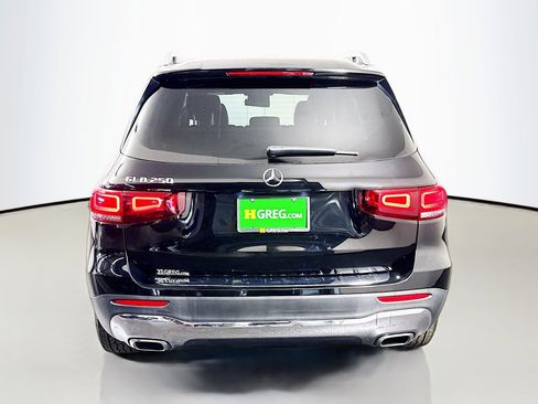 Used 2020 Mercedes-Benz GLB 250 image 8