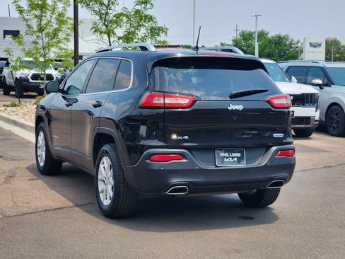 Used 2017 Jeep Cherokee Latitude w/ Safety/Convenience Group AWD/4WD image 7