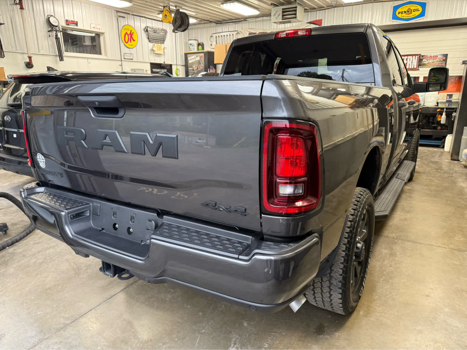 Used 2026 RAM 2500 Big Horn AWD/4WD image 6