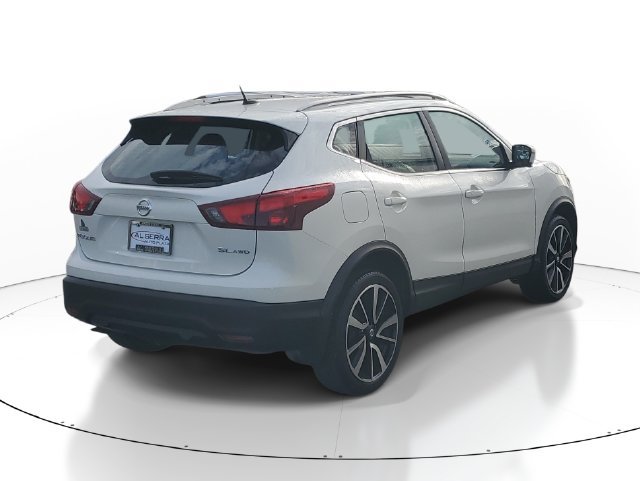 Used 2018 Nissan Rogue Sport AWD image 4