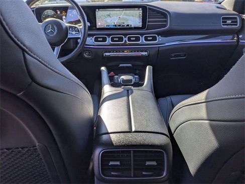 Used 2022 Mercedes-Benz GLS 450 GLS 450 image 32