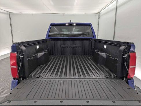 Used 2024 Toyota Tacoma TRD Sport image 32