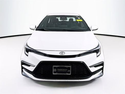 Certified 2025 Toyota Corolla SE image 2
