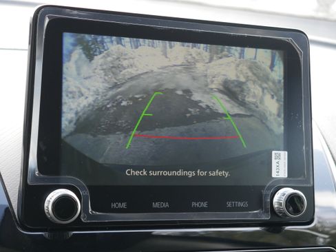 New 2025 Mitsubishi Eclipse Cross LE image 17