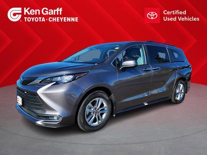Certified 2022 Toyota Sienna XLE