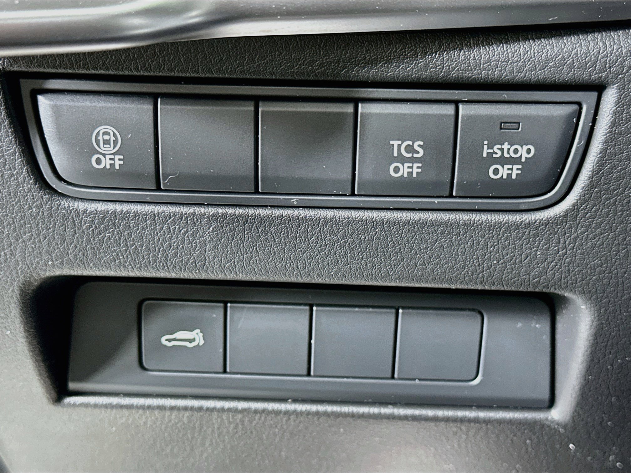 Used 2024 MAZDA CX-90 3.3 Turbo w/ Preferred Plus AWD/4WD image 17