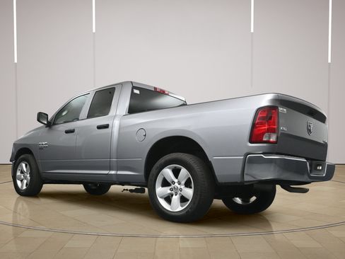Used 2024 RAM 1500 Classic SLT AWD/4WD image 26