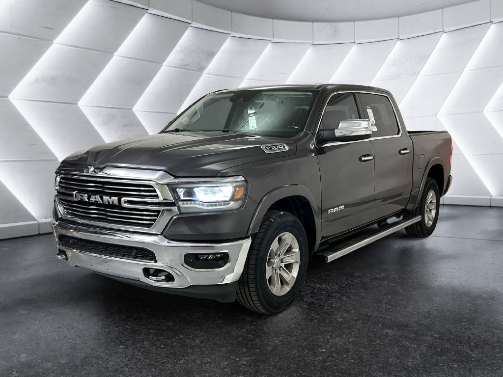 Used 2022 RAM 1500 Laramie AWD/4WD image 3
