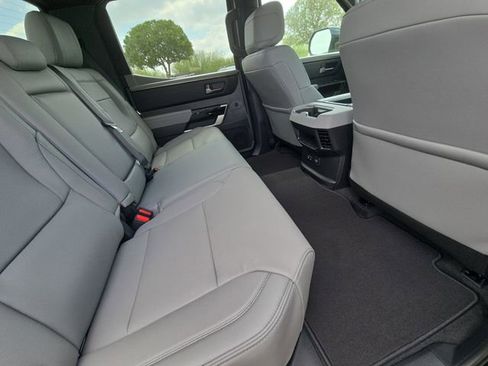 New 2026 Toyota Tundra Limited AWD/4WD image 11