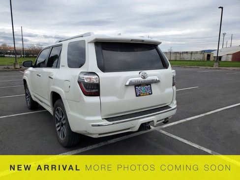 Used 2018 Toyota 4Runner Limited image 7