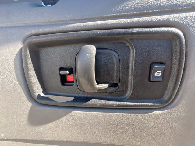 Used 2025 Chevrolet Express 3500 LT w/ LT Preferred Equipment Group RWD image 18