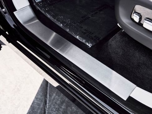 Used 2026 Rolls-Royce Cullinan image 40