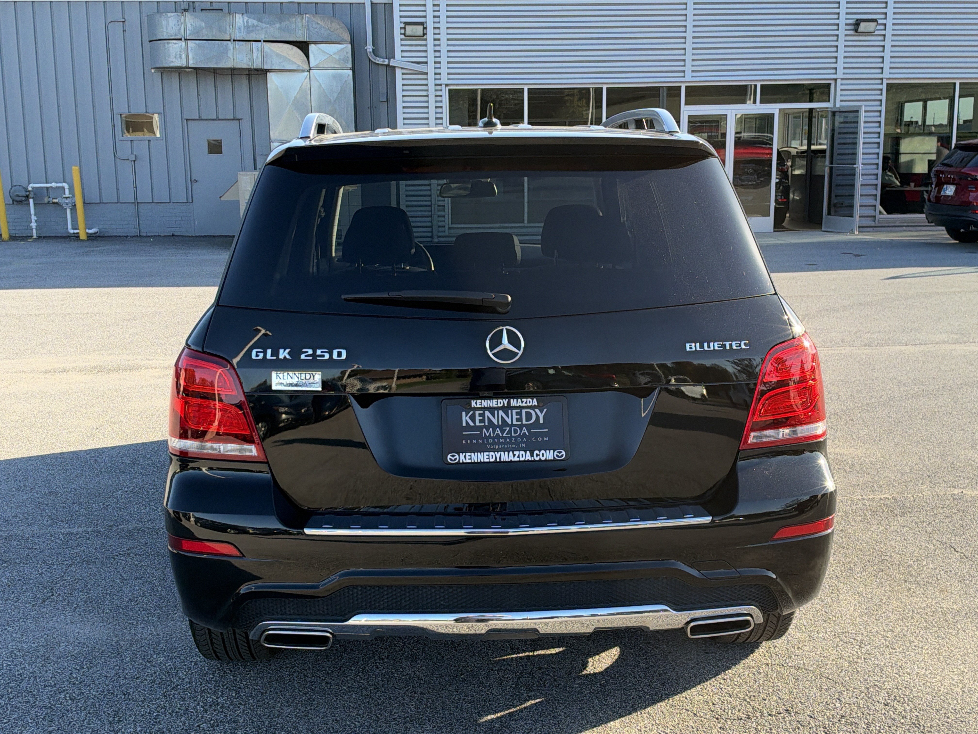 Used 2015 Mercedes-Benz GLK 250 BlueTEC 4MATIC image 4