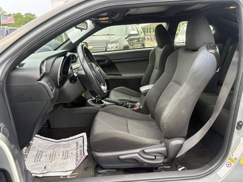 Used 2013 Scion tC FWD image 7