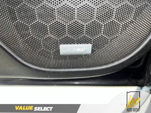 Used 2017 GMC Acadia SLT FWD image 17