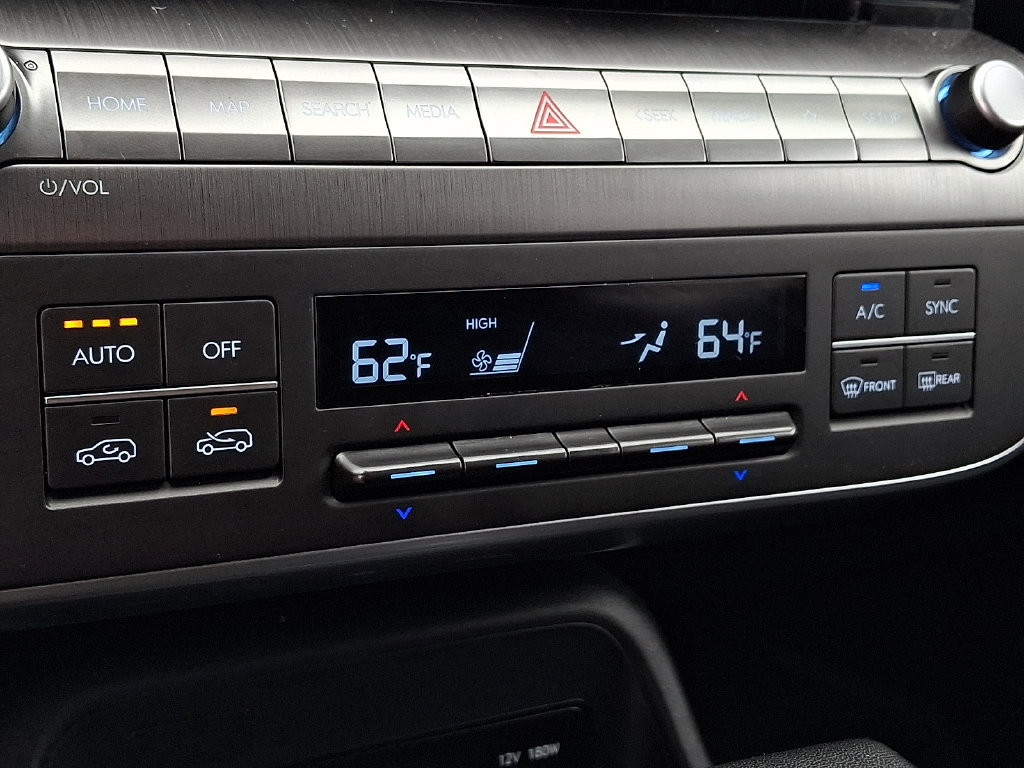 Used 2024 Hyundai Kona SEL AWD/4WD image 18