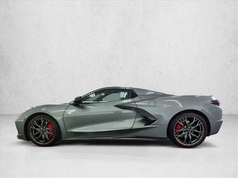 Used 2023 Chevrolet Corvette Stingray Premium Conv w/ Stealth Interior Trim Package RWD image 9