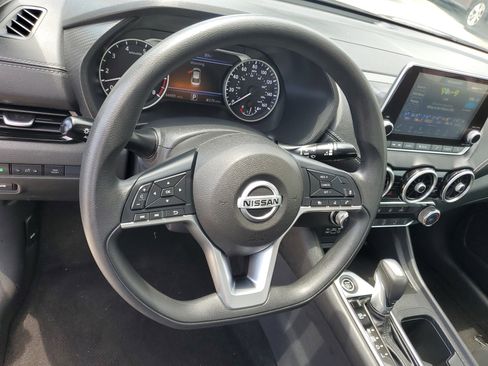 Used 2023 Nissan Sentra SV image 17
