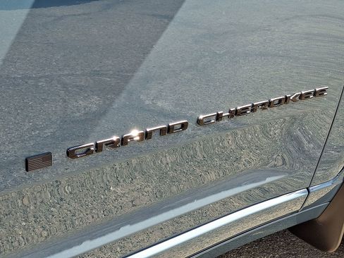 New 2026 Jeep Grand Cherokee L Limited AWD/4WD image 14