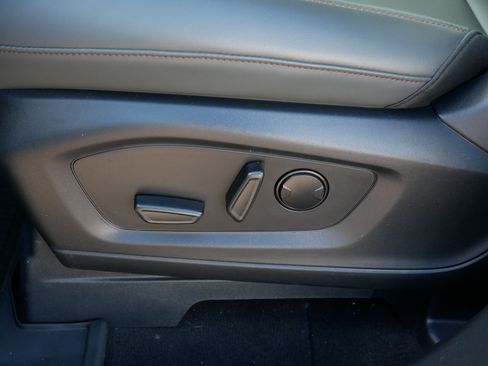 Used 2026 Ford Explorer Active w/ Active Comfort Package AWD/4WD image 19