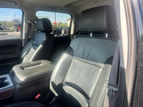 Used 2017 GMC Sierra 1500 SLT w/ SLT Premium Package AWD/4WD image 22
