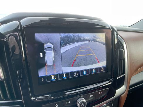Used 2021 Chevrolet Traverse High Country image 18