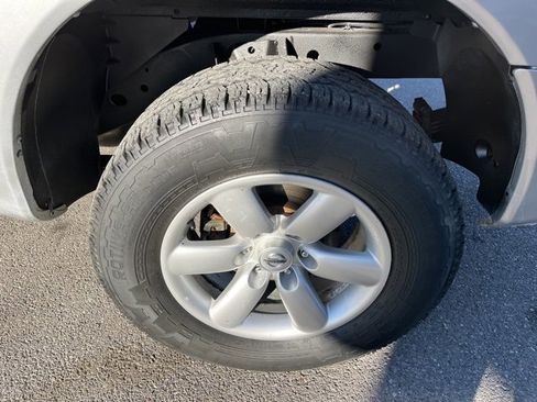 Used 2015 Nissan Titan S image 20