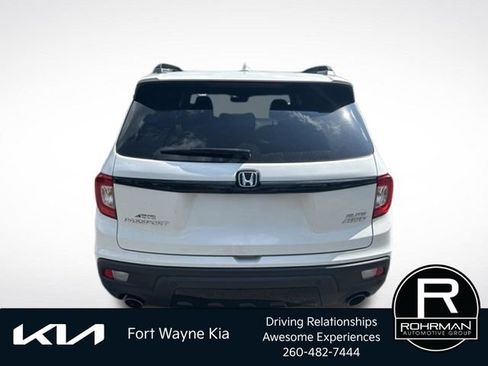 Used 2021 Honda Passport Elite image 4